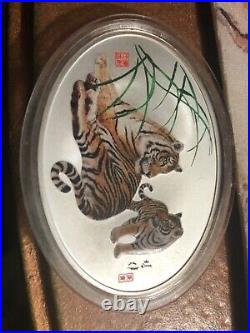 2010 CHINA 1 oz OVAL colorized silver TIGER from the gold panda prestige set
