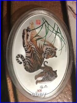 2010 CHINA 1 oz OVAL colorized silver TIGER from the gold panda prestige set