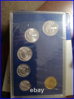 China Coins Mint Set in Original Case 2000 Year