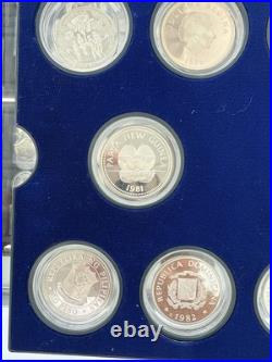 UNICEF Year of the Child Silver Coin Proof Set 1979-1982 30 Coins with COA #7949 UNICEF Year of the Child Silver Coin Proof Set 1979-1982 30 Coins with COA #7949